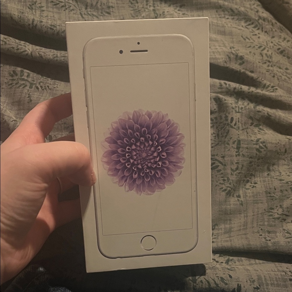 Apple iPhone 6 Silver 16 GB